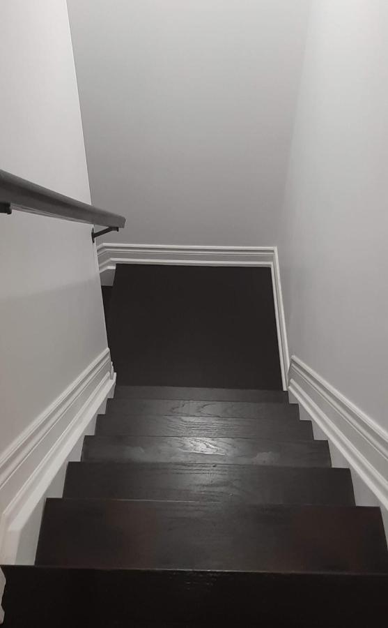 ניומרקט 2 Bedrooms 2 Washrooms 2 Parking Spots Basement Apartment מראה חיצוני תמונה