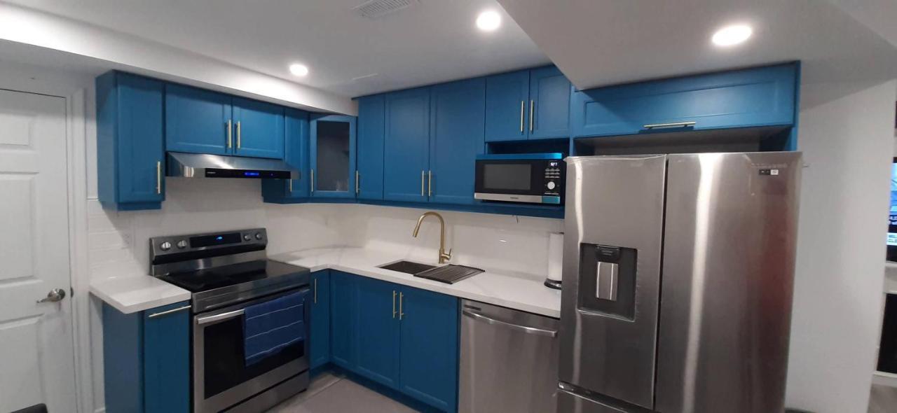 ניומרקט 2 Bedrooms 2 Washrooms 2 Parking Spots Basement Apartment מראה חיצוני תמונה